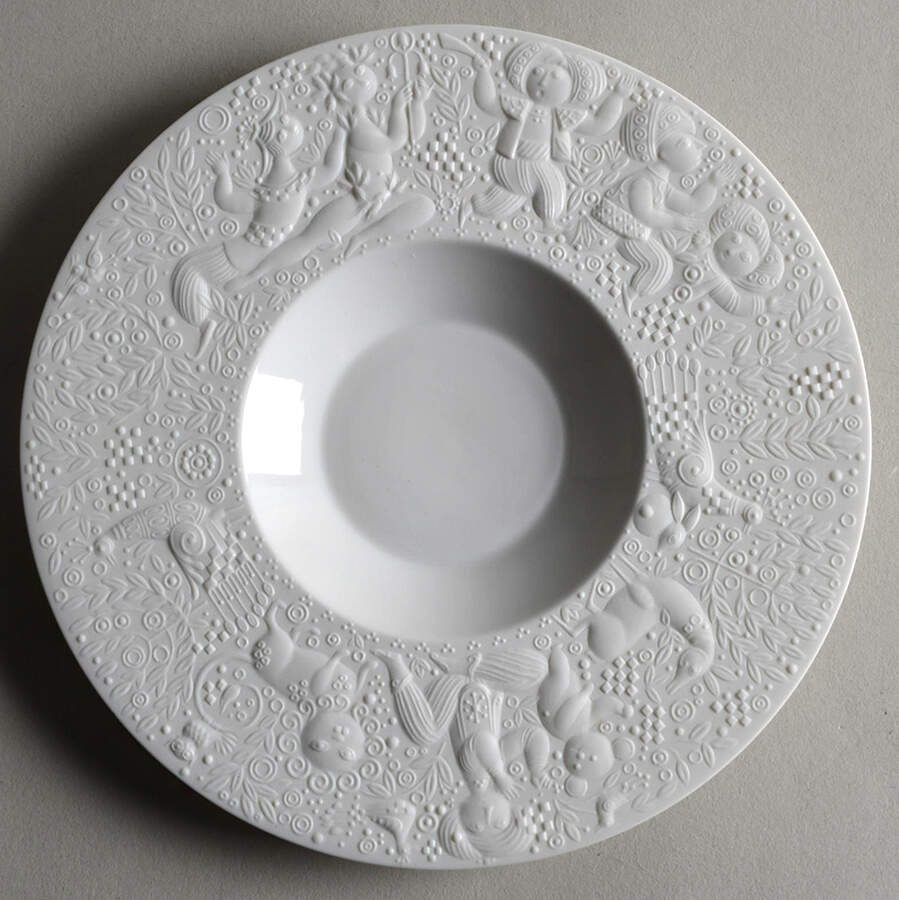 Magic Flute White Underplate for Sauce Boat by Rosenthal - Continental-1