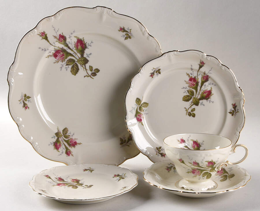 Moss Rose (Pompadour, Ivory Body, Off Center) 40 Piece Estate Set by Rosenthal - Continental-1