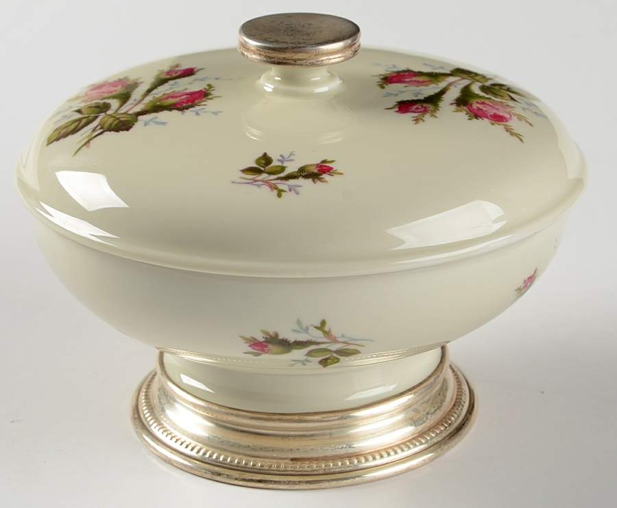 Moss Rose (Pompadour, Ivory Body, Off Center) Round Box & Lid by Rosenthal - Continental-1
