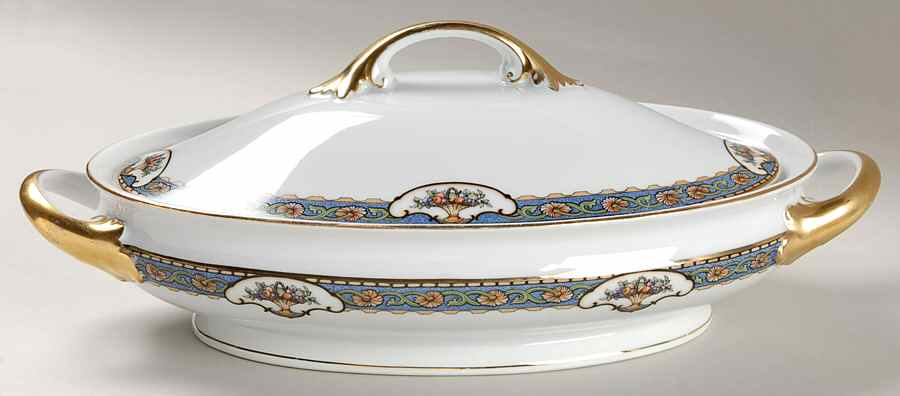 Old Virginia Oval Covered Vegetable by Rosenthal - Continental-1