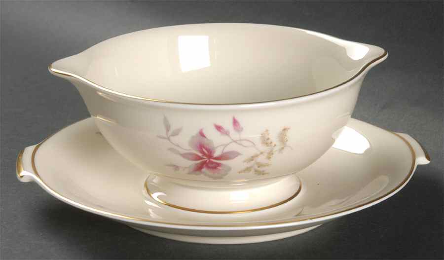 Orchid (Aida, Ivory) Gravy Boat with Attached Underplate by Rosenthal - Continental-1