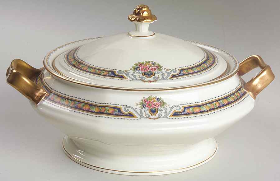 Orelay Round Covered Vegetable by Rosenthal - Continental-1