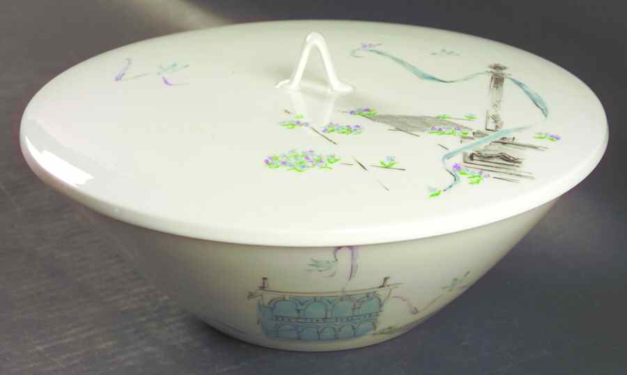 Plaza Round Covered Vegetable-Uses RV9 as Base+CVLRV9 by Rosenthal - Continental-1