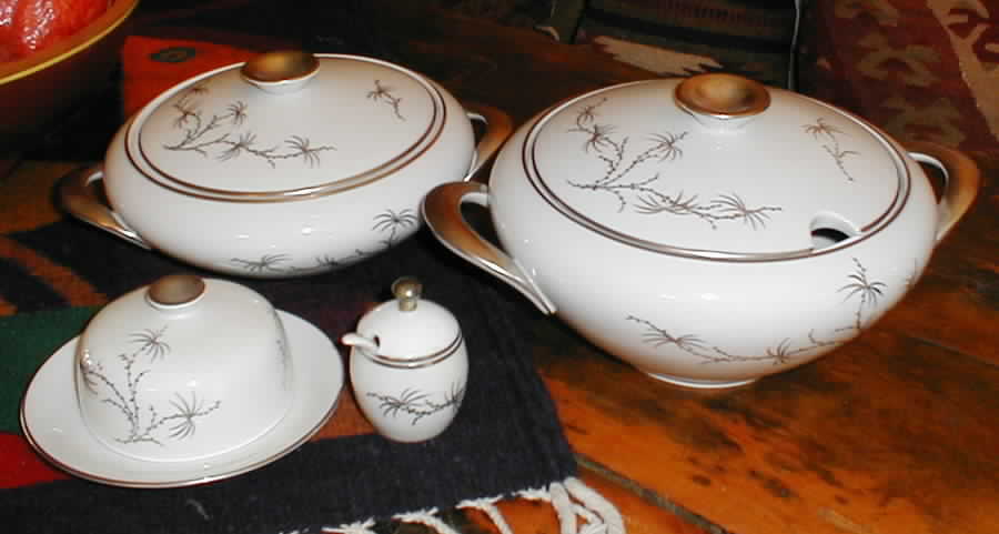 Platinum Palm Round Covered Butter by Rosenthal - Continental-1
