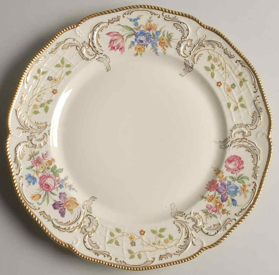 Pompadour (Sanssouci Shape) Dinner Plate by Rosenthal - Continental-1