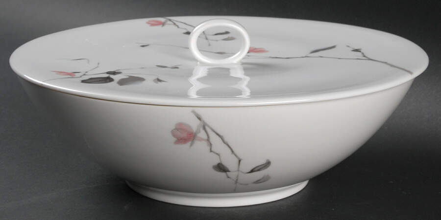 Quince (Rhythm Shape) Round Covered Vegetable-Uses RV9 as Base+CVLRV9 by Rosenthal - Continental-1