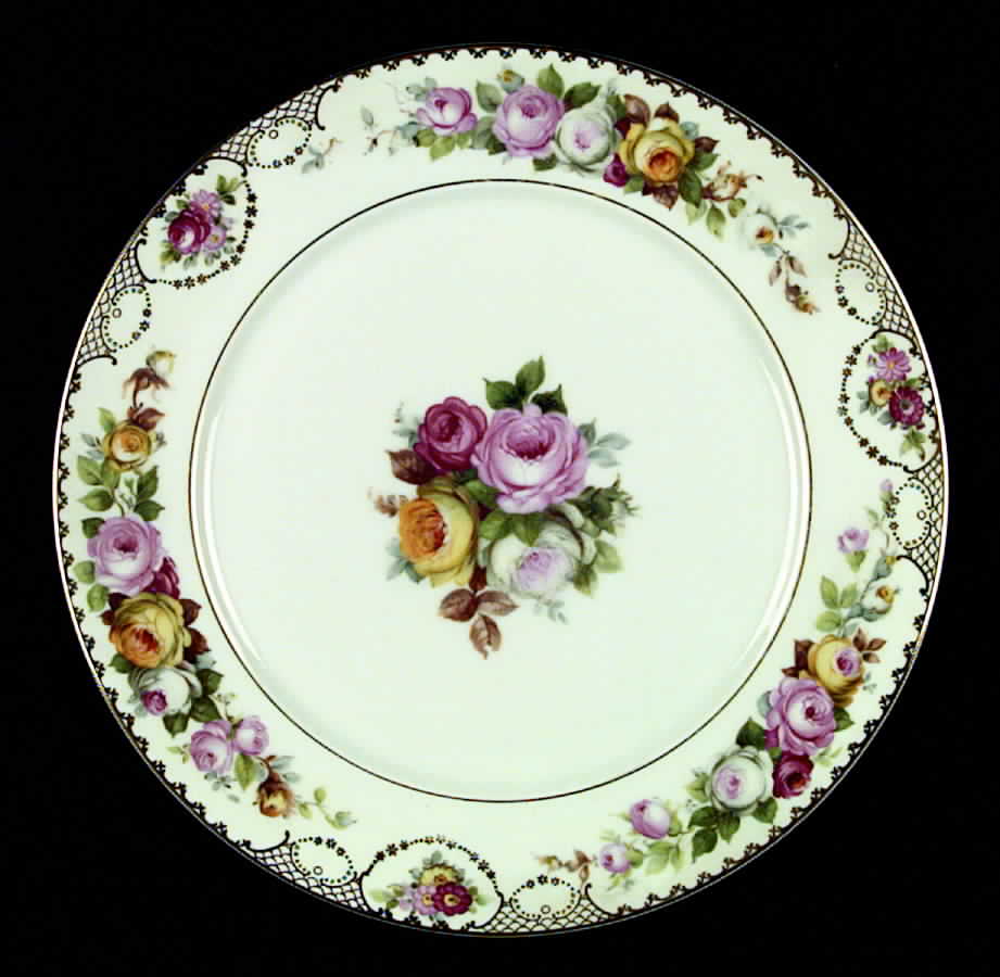 Queen Louise Dinner Plate by Rosenthal - Continental-1