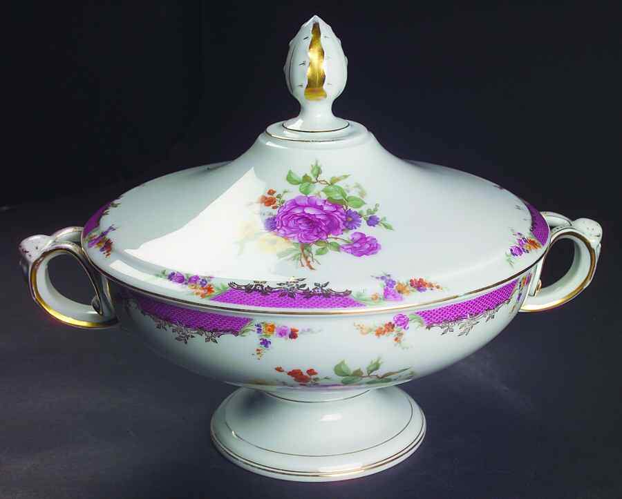 Queen's Rose (No Inner Gold Band) Round Covered Vegetable by Rosenthal - Continental-1
