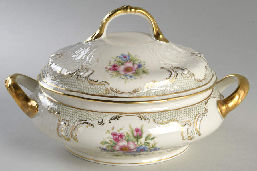 R112 Round Covered Vegetable by Rosenthal - Continental-1