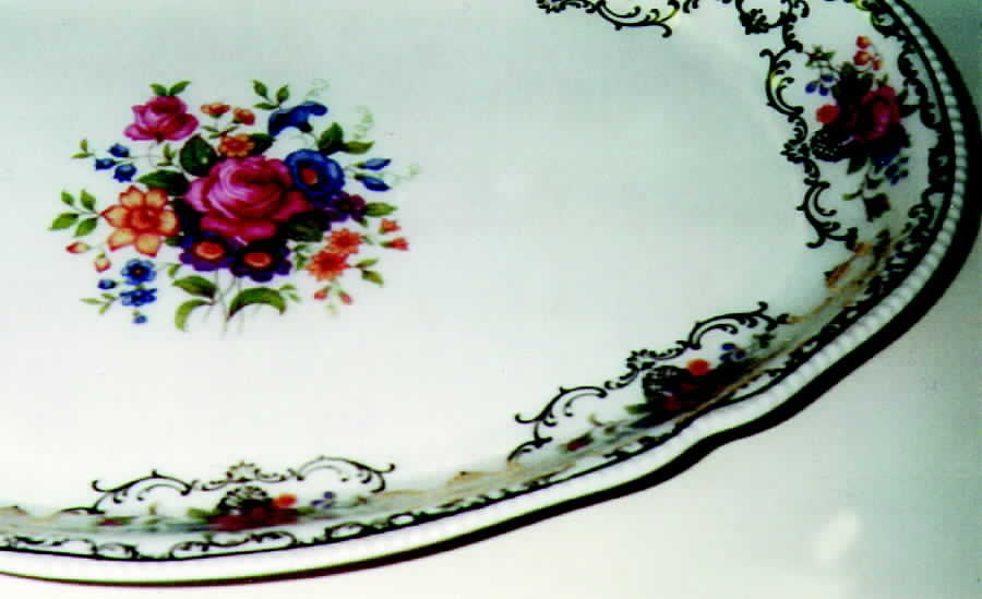 R12 14" Oval Serving Platter by Rosenthal - Continental-1