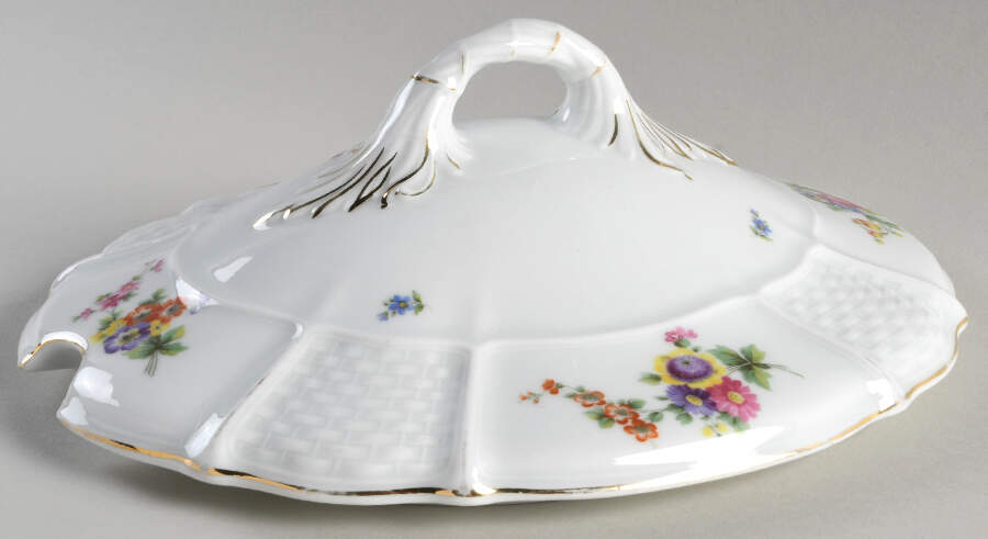 R138 Lid for Tureen by Rosenthal - Continental-1