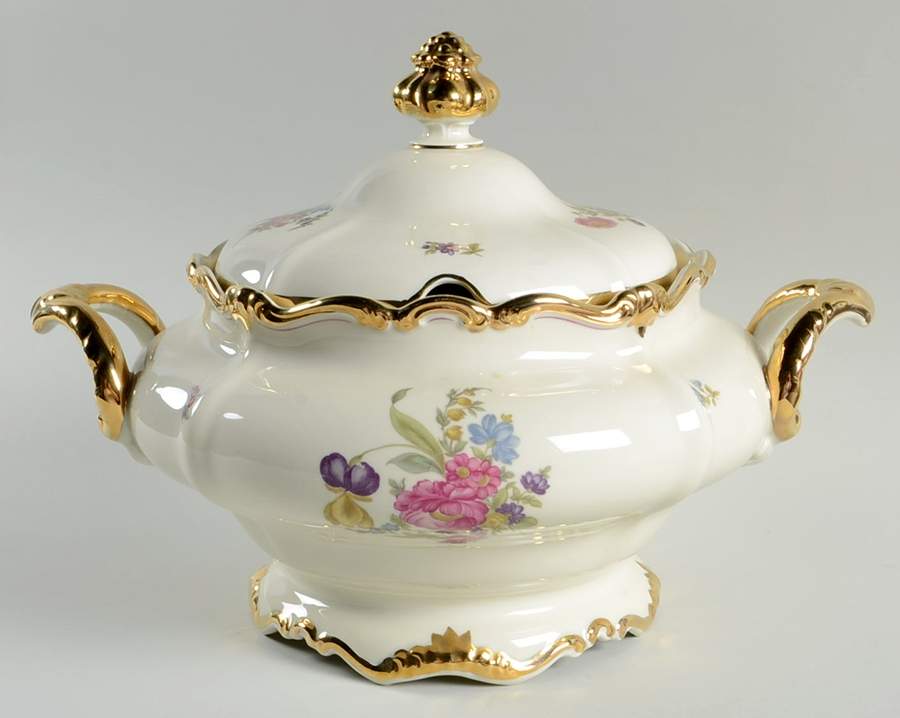 R14 (Pompadour Shape) Tureen & Lid by Rosenthal - Continental-1