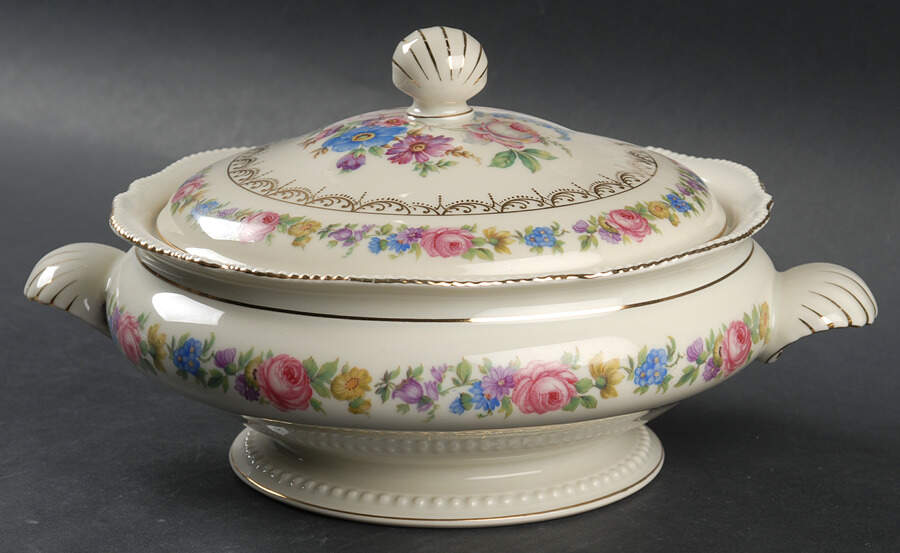 R163 Round Covered Vegetable by Rosenthal - Continental-1