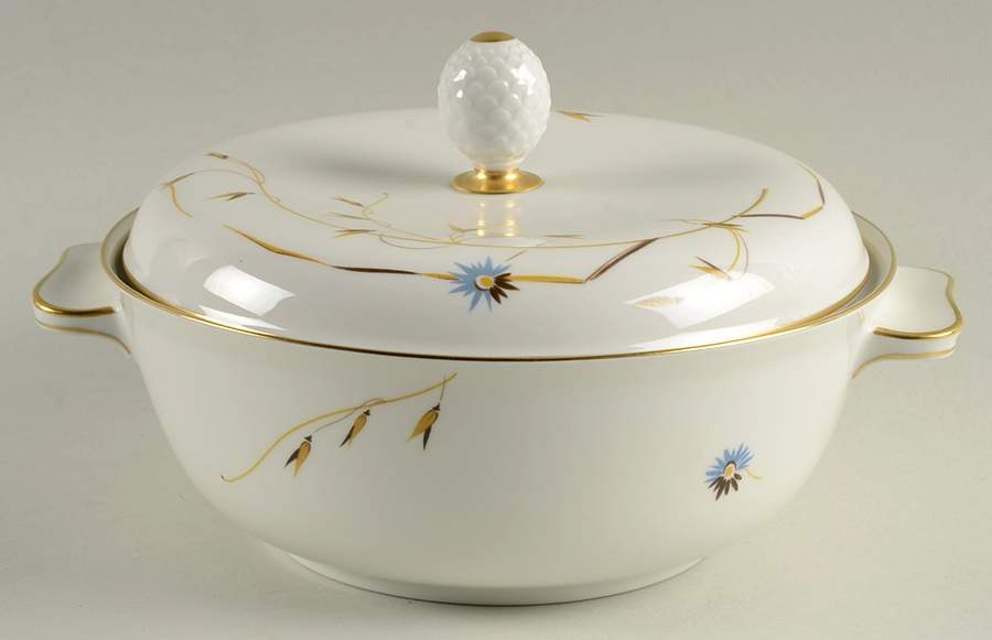 3635 (White, Winifred) Round Covered Vegetable by Rosenthal - Continental-1