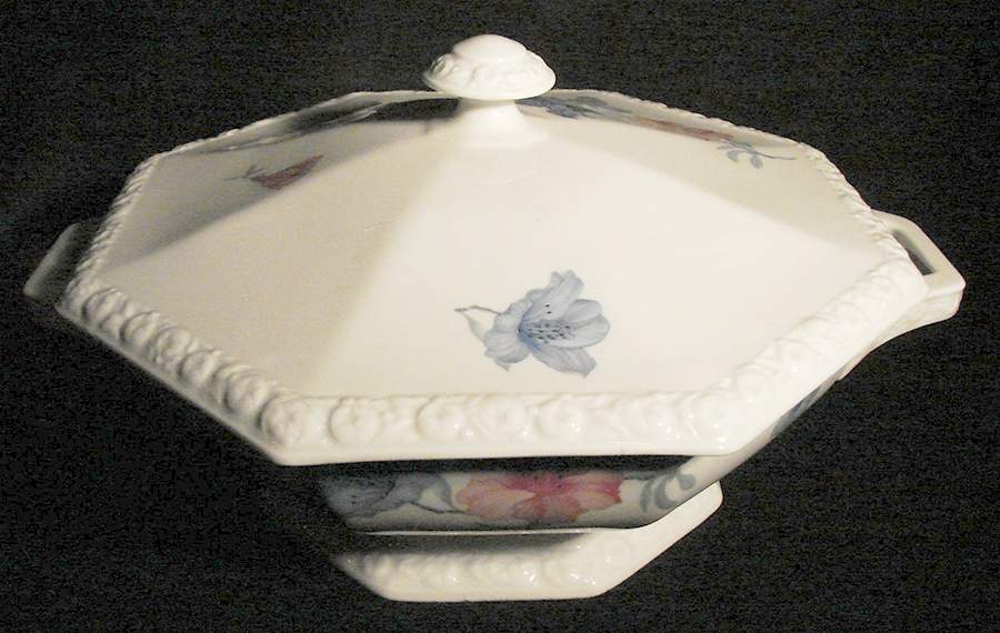 R229 Round Covered Vegetable by Rosenthal - Continental-1