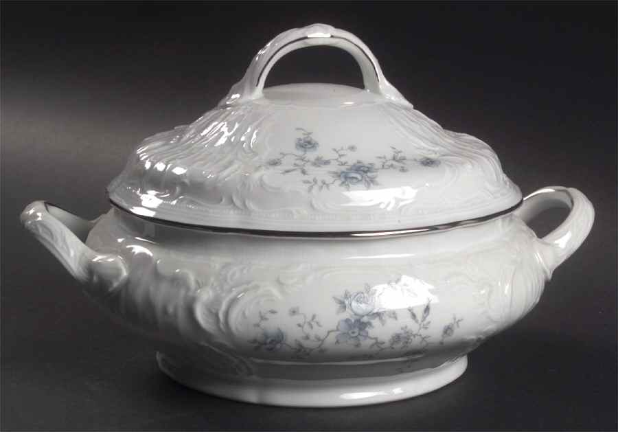 8660 Round Covered Vegetable by Rosenthal - Continental-1