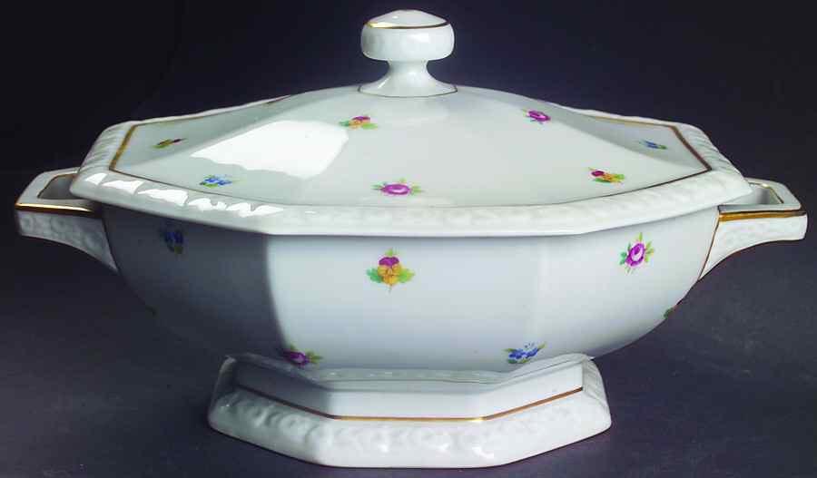 R233 Round Covered Vegetable by Rosenthal - Continental-1