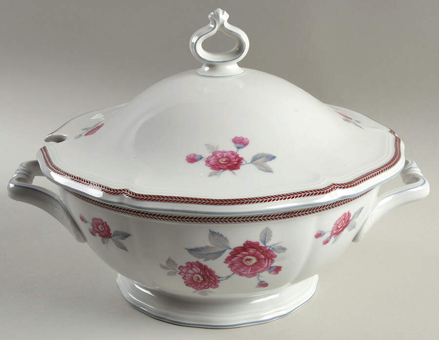 R369 Tureen &  Lid by Rosenthal - Continental-1