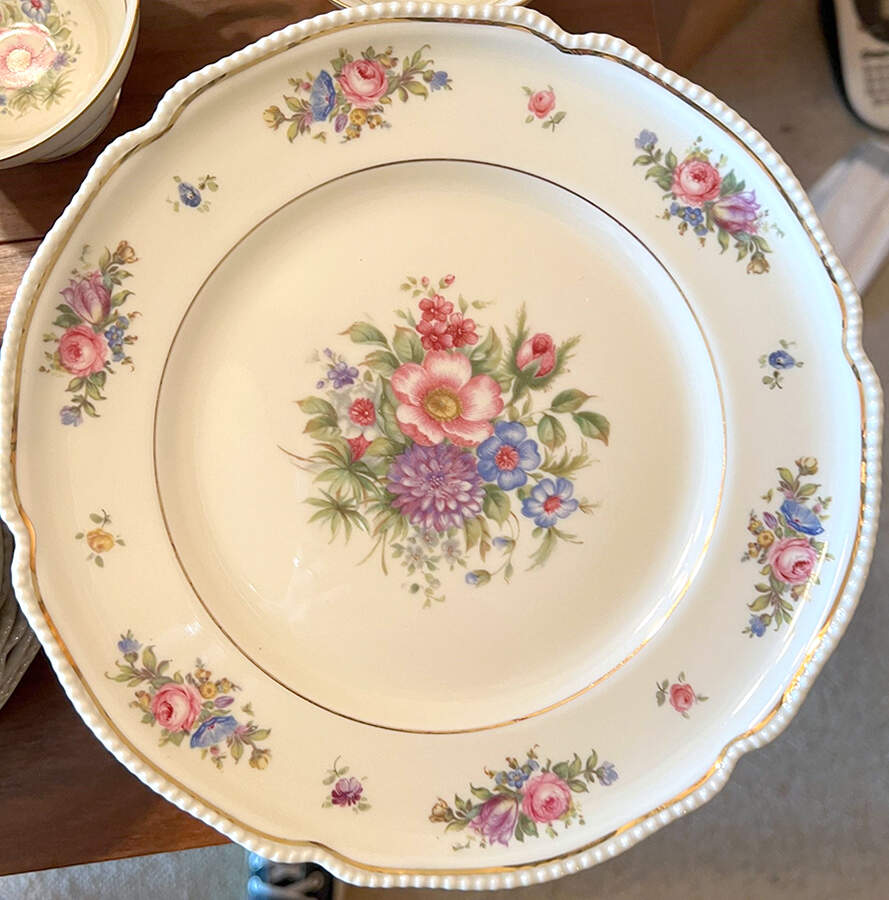 R406 Dinner Plate by Rosenthal - Continental-1