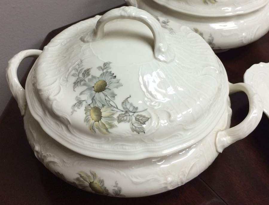 R451 Round Covered Vegetable by Rosenthal - Continental-1