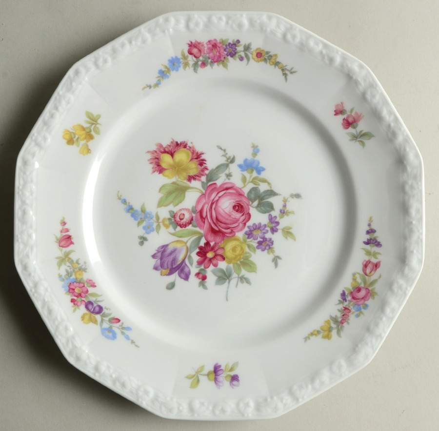 R520 Dinner Plate by Rosenthal - Continental-1