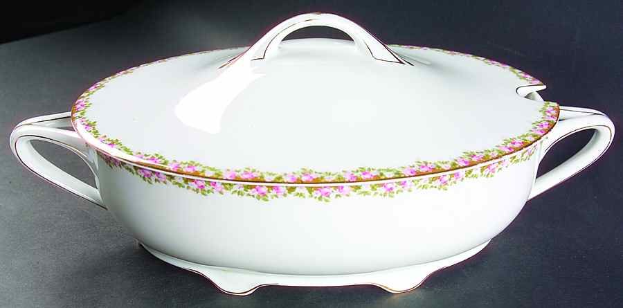 R562 Tureen &  Lid by Rosenthal - Continental-1