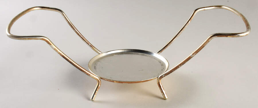 Regina Gold Metal Stand for RCVRV9 by Rosenthal - Continental-1