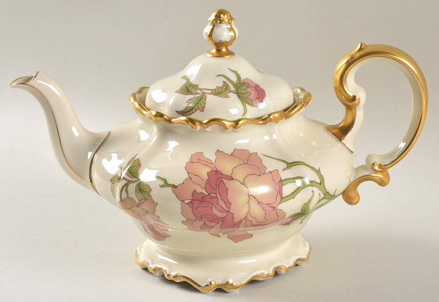 Rigoletto (Pompadour, Gold) Mini Teapot & Lid by Rosenthal - Continental-1