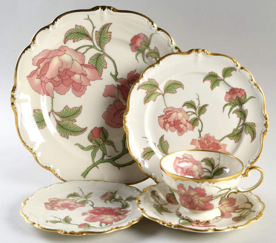 Rigoletto (Pompadour, Gold) 5 Piece Place Setting by Rosenthal - Continental-1