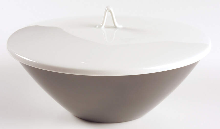 Secunda Gray Round Covered Vegetable-Uses RV9 as Base+CVLRV9 by Rosenthal - Continental-1