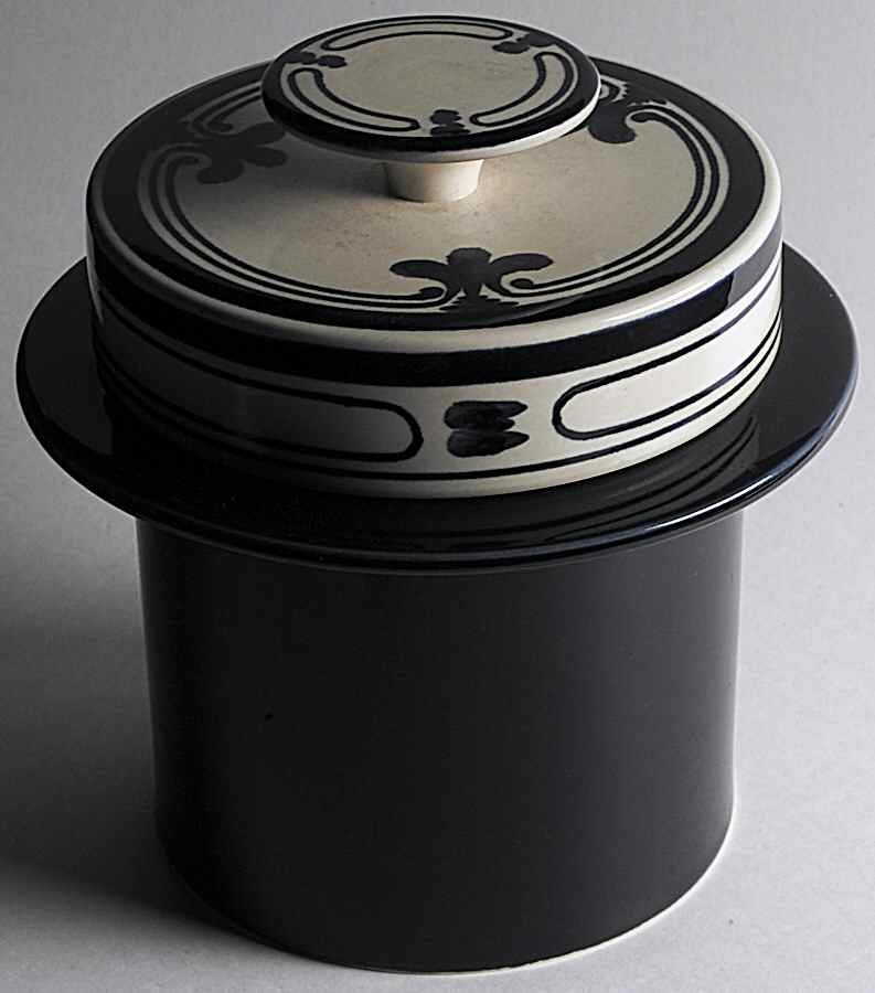 Siena Blue 1.5 Qt Round Covered Casserole by Rosenthal - Continental-1