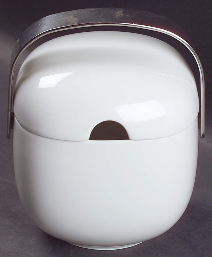 Suomi White Sauce Boat & Lid by Rosenthal - Continental-1