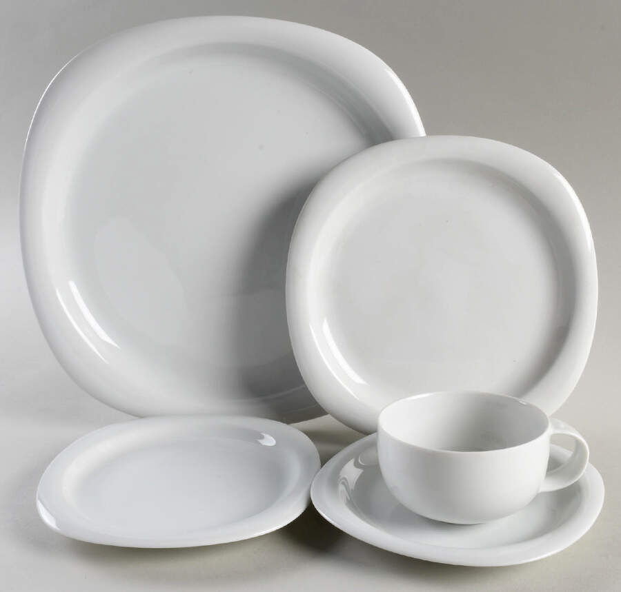 Suomi White 32  Piece Estate Set by Rosenthal - Continental-1