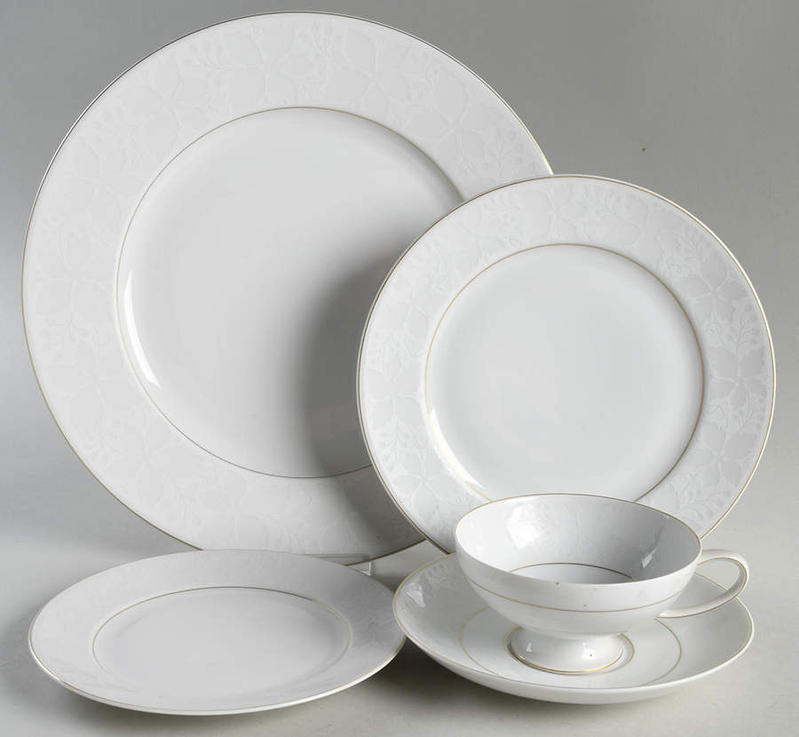 White Velvet (Gold) 5 Piece Place Setting by Rosenthal - Continental-1