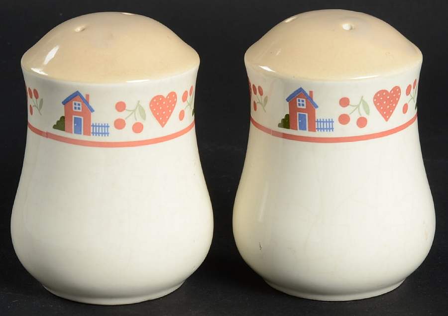 Heart and Home Salt & Pepper Set by Raintree-1