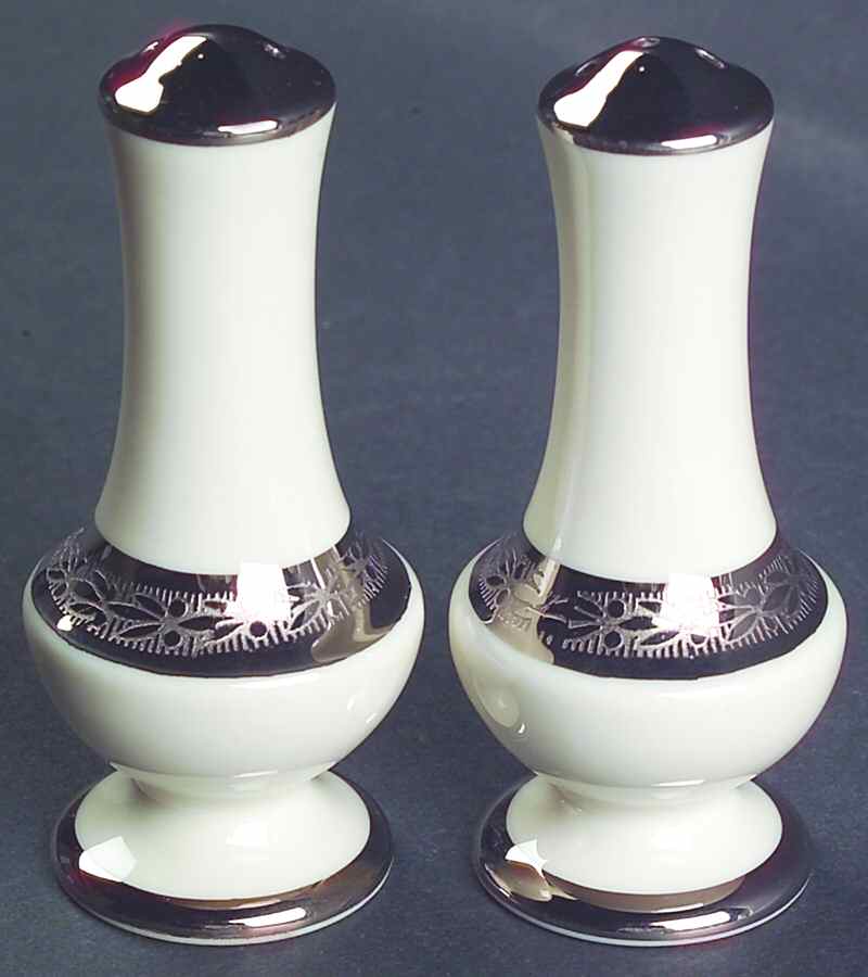Laurel Salt & Pepper Set by Ransgil-1