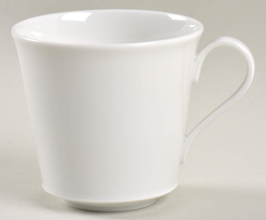 Arcadia Cream--White Flat Cup by Royal Berlin-1