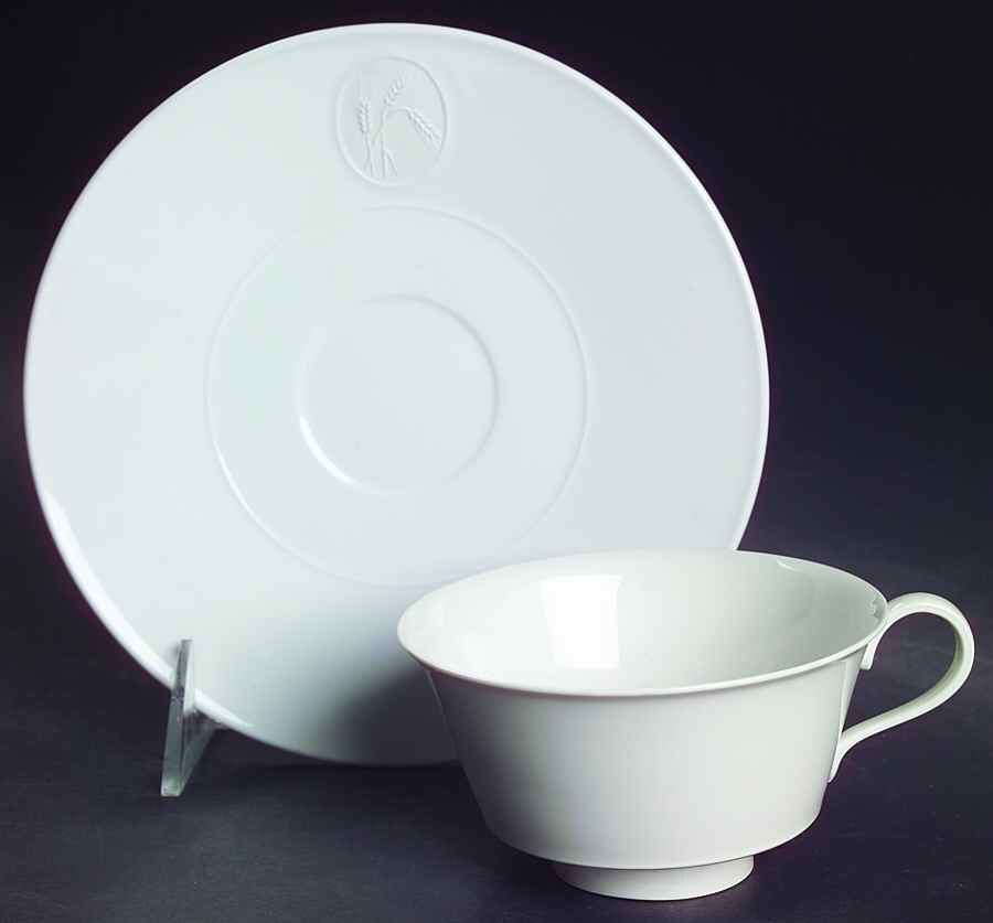 Arcadia Cream--White Footed Cup & Saucer Set by Royal Berlin-1