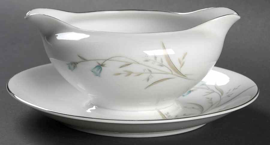 Belafonte Gravy Boat with Attached Underplate by Roberts-1