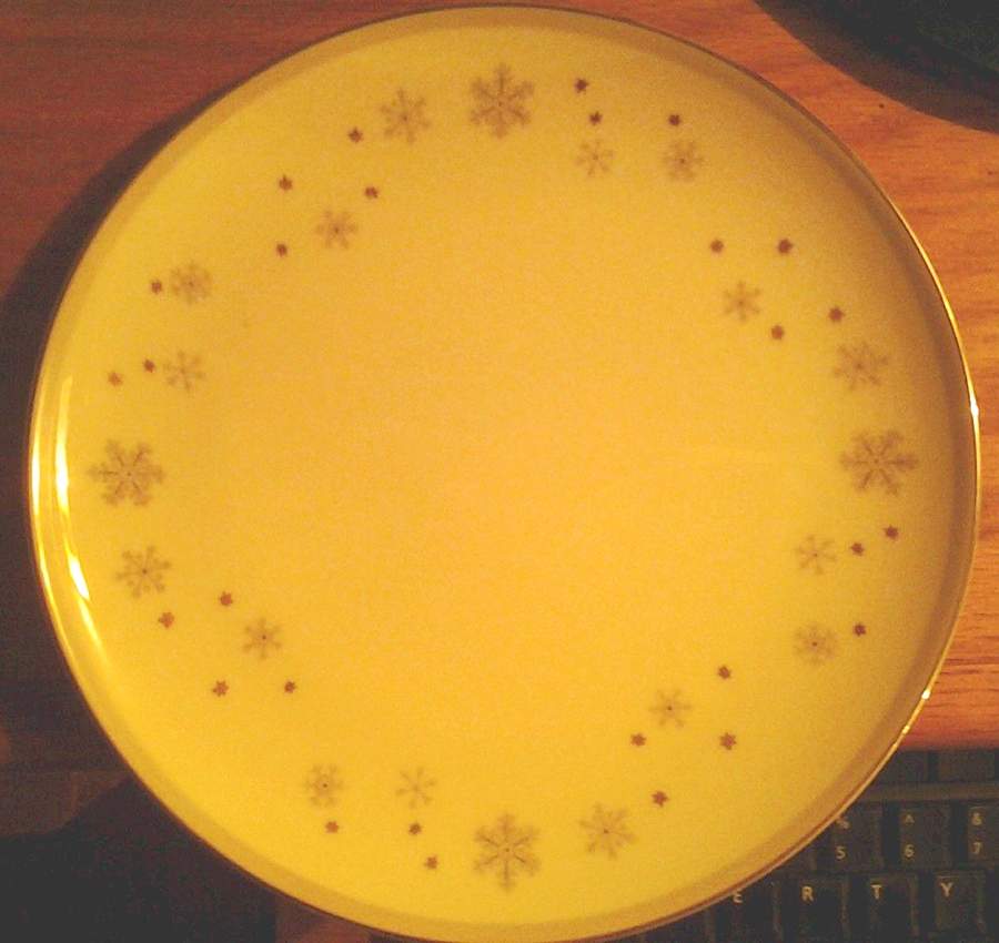 Snowflake Dinner Plate by Roberts-1