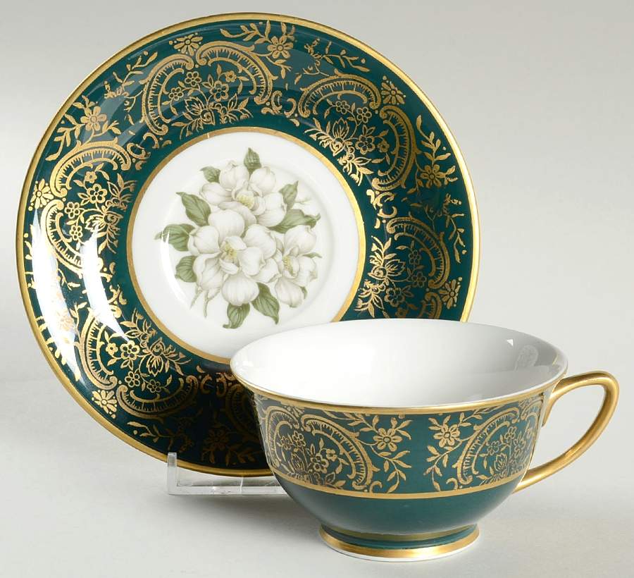 Laurel Magnolia Footed Cup & Saucer Set by Royal Cathay-1