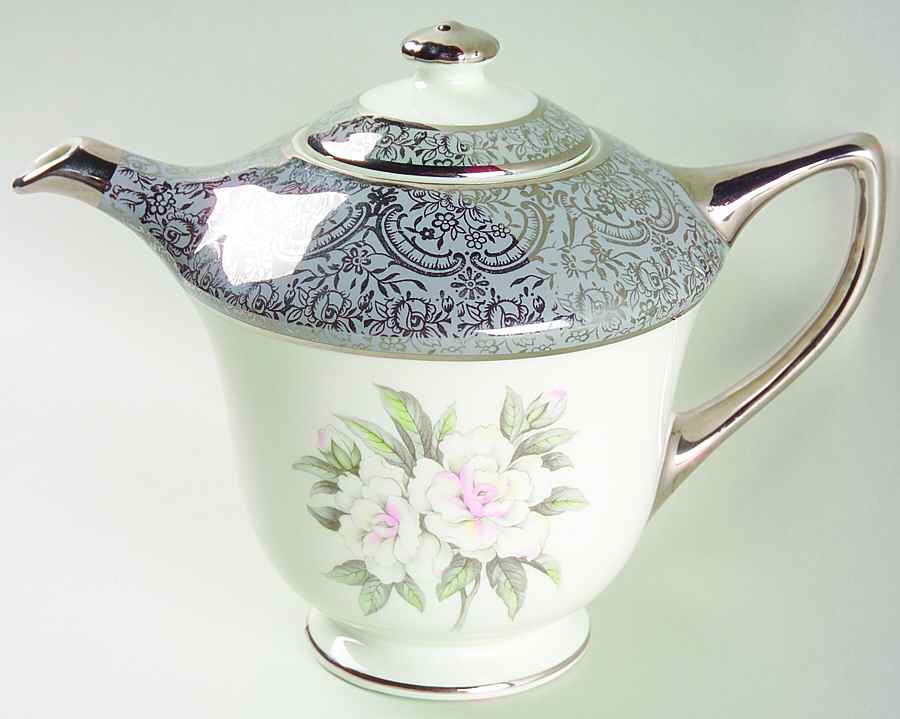 Silver Gardenia Teapot & Lid by Royal Cathay-1