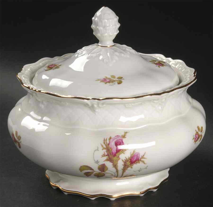 010775 Round Covered Vegetable by Royal Coburg-1