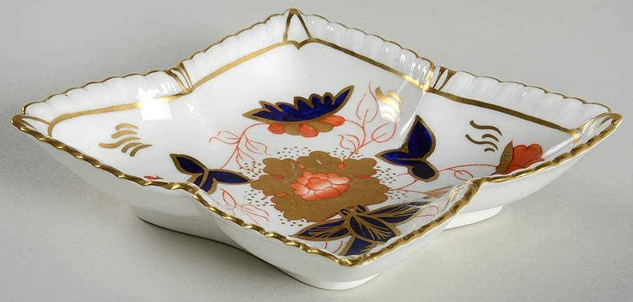 Gadroon Rose Diamond Tray by Royal Crown Derby-1