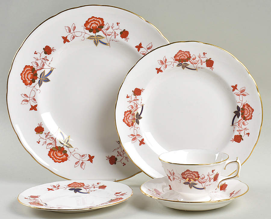 Bali (Ely Chelsea) 5 Piece Place Setting by Royal Crown Derby-1