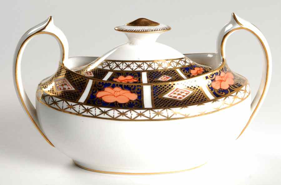 Border Imari Sugar Bowl & Lid by Royal Crown Derby-1