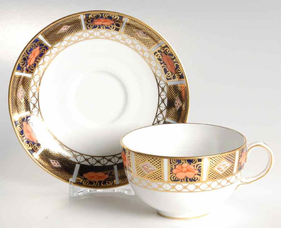 Border Imari Flat Cup & Saucer Set by Royal Crown Derby-1