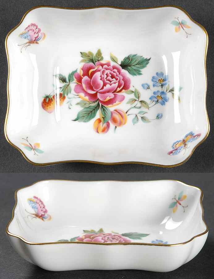 Derby Days (Royal Shape) 1800 Tray by Royal Crown Derby-1