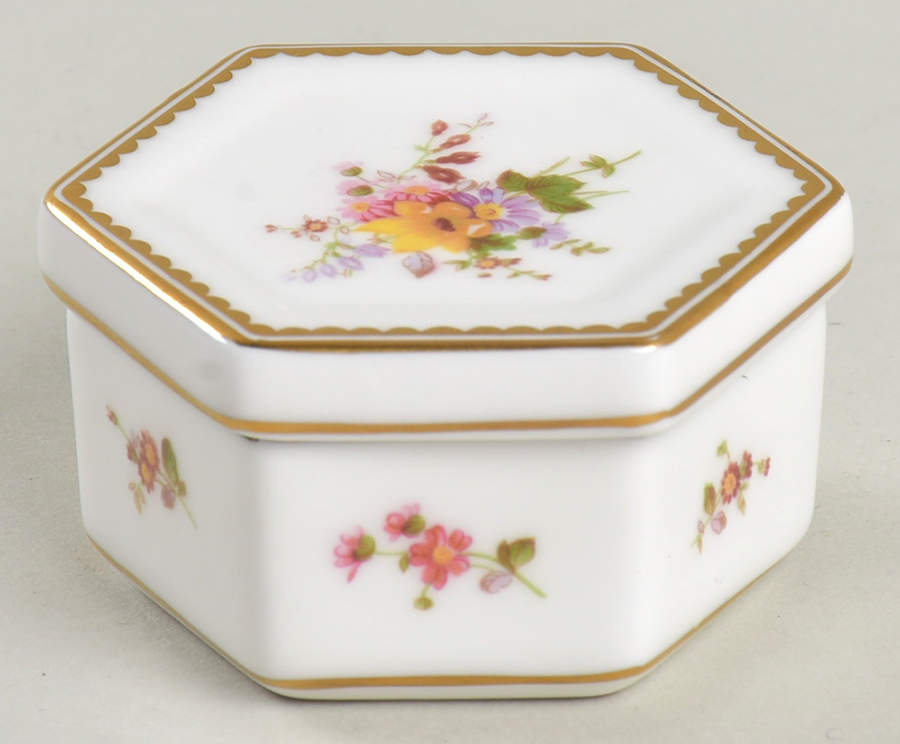 Derby Posies Trinket Box & Lid by Royal Crown Derby-1