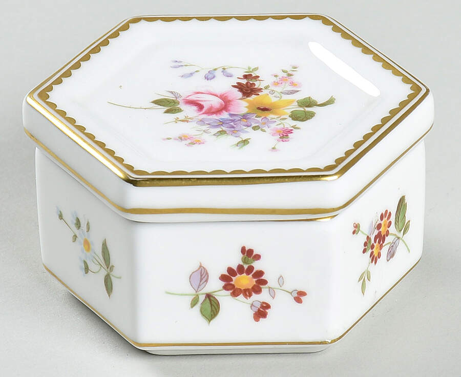 Derby Posies Trinket Box with Lid by Royal Crown Derby-1